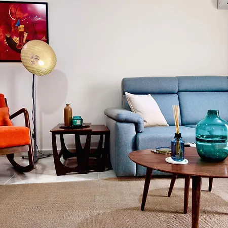 Comfortable Stylish Flat In * 利马索尔