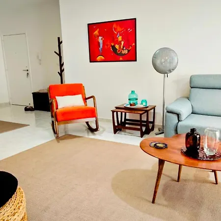 Comfortable Stylish Flat In 利马索尔