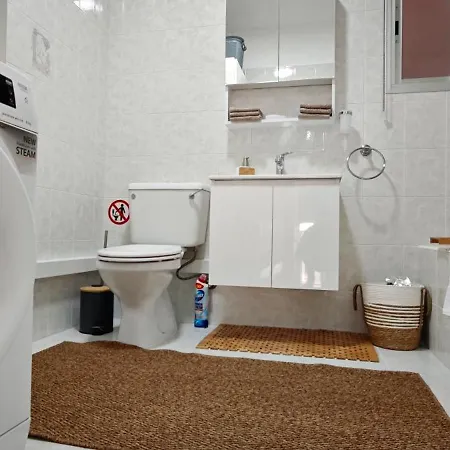 Comfortable Stylish Flat In * Limassol