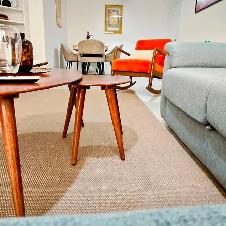 Apartment Comfortable Stylish Flat In